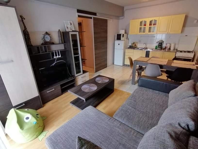Zoeld Beka Apartmanok Koelcsey I Hajdúszoboszló 외부 사진